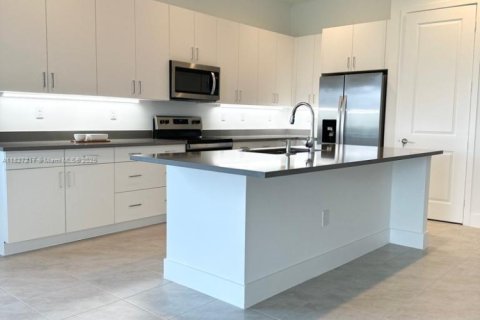 Casa en venta en Ave Maria, Florida, 4 dormitorios № 1798774 - foto 6