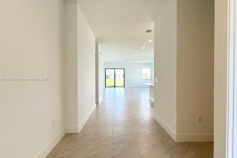 Casa en venta en Ave Maria, Florida, 4 dormitorios № 1798774 - foto 11