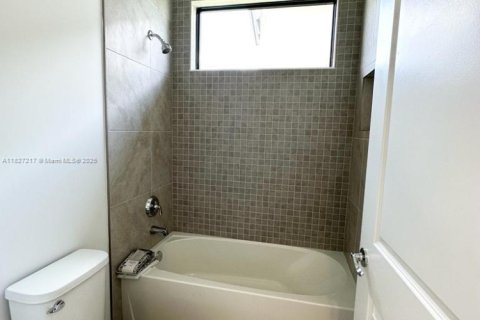 Casa en venta en Ave Maria, Florida, 4 dormitorios № 1798774 - foto 17