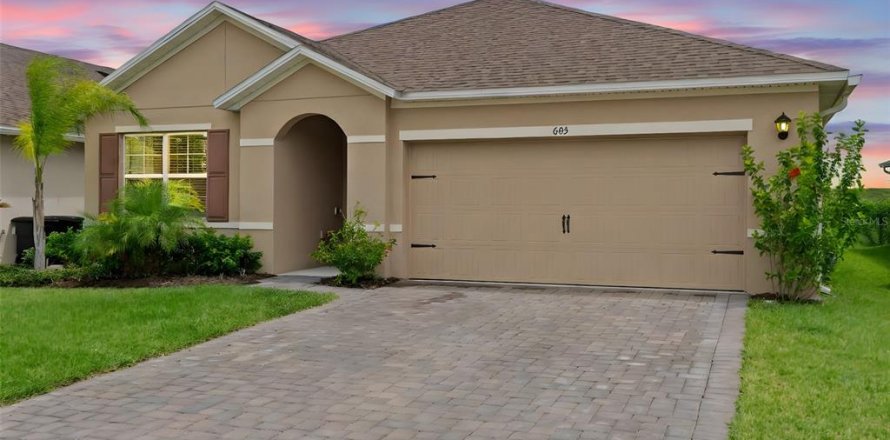 Casa en DeBary, Florida 3 dormitorios, 158.49 m2 № 1913864