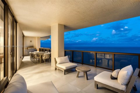 Condo in Sunny Isles Beach, Florida, 6 bedrooms  № 1970029 - photo 14