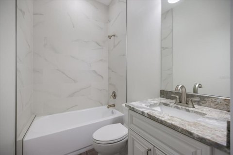 Casa en venta en Sarasota, Florida, 4 dormitorios, 216.74 m2 № 2144737 - foto 28