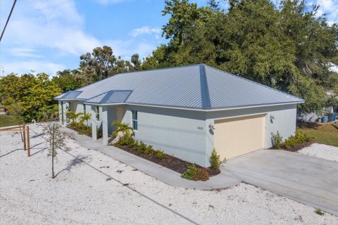 Casa en venta en Sarasota, Florida, 4 dormitorios, 216.74 m2 № 2144737 - foto 3
