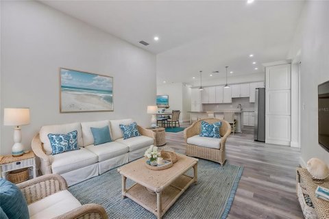 Casa en venta en Sarasota, Florida, 4 dormitorios, 216.74 m2 № 2144737 - foto 8