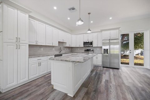 Casa en venta en Sarasota, Florida, 4 dormitorios, 216.74 m2 № 2144737 - foto 12