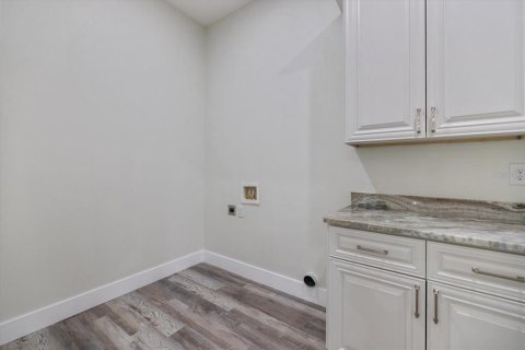 Casa en venta en Sarasota, Florida, 4 dormitorios, 216.74 m2 № 2144737 - foto 30