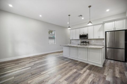 Casa en venta en Sarasota, Florida, 4 dormitorios, 216.74 m2 № 2144737 - foto 14