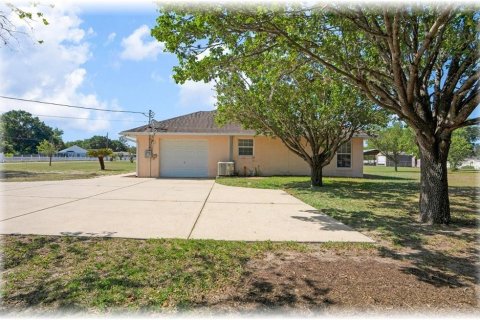 Casa en venta en Ocala, Florida, 3 dormitorios, 146.69 m2 № 2117744 - foto 4