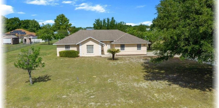 Casa en Ocala, Florida 3 dormitorios, 146.69 m2 № 2117744