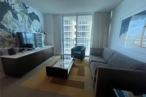 Hotel en venta en Sunny Isles Beach, Florida, 1 dormitorio, 59.83 m2 № 2056694 - foto 5