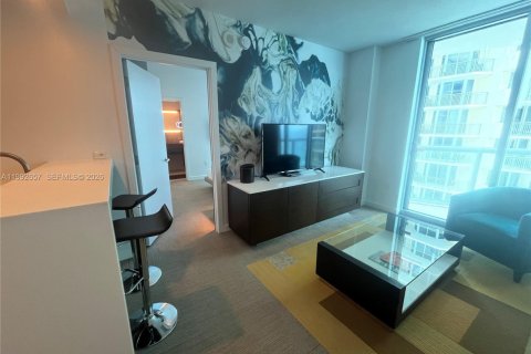 Hotel en venta en Sunny Isles Beach, Florida, 1 dormitorio, 59.83 m2 № 2056694 - foto 3