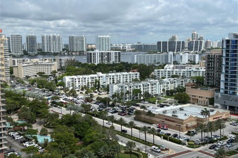 Hotel en venta en Sunny Isles Beach, Florida, 1 dormitorio, 59.83 m2 № 2056694 - foto 10