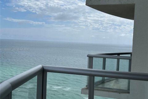 Hotel en Sunny Isles Beach, Florida 1 dormitorio, 59.83 m2 № 2056694