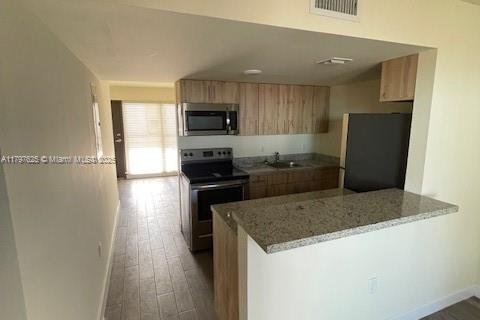 Appartement à louer à Miami, Floride: 3 chambres, 91.23 m2 № 2056865 - photo 3