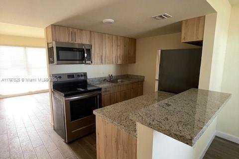 Appartement à louer à Miami, Floride: 3 chambres, 91.23 m2 № 2056865 - photo 7