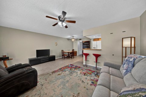 Condominio en alquiler en Deerfield Beach, Florida, 1 dormitorio, 65.03 m2 № 2085651 - foto 8
