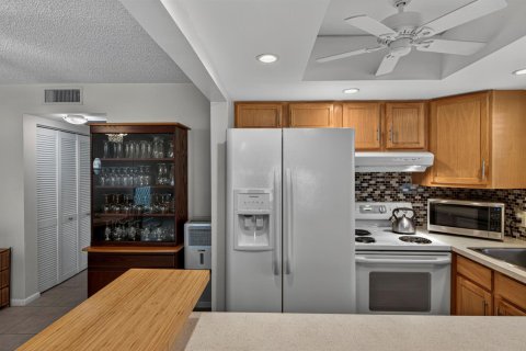 Condominio en alquiler en Deerfield Beach, Florida, 1 dormitorio, 65.03 m2 № 2085651 - foto 3