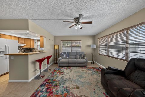 Condominio en alquiler en Deerfield Beach, Florida, 1 dormitorio, 65.03 m2 № 2085651 - foto 5