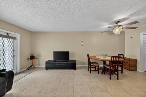 Condominio en alquiler en Deerfield Beach, Florida, 1 dormitorio, 65.03 m2 № 2085651 - foto 10