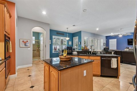 House in Oviedo, Florida 5 bedrooms, 345.97 sq.m. № 2389457 - photo 19