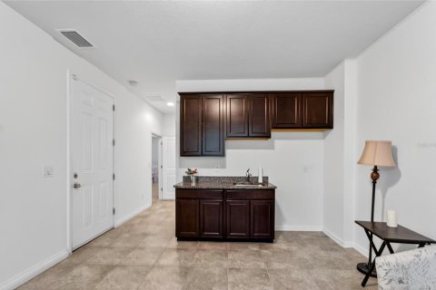 House in Apollo Beach, Florida 4 bedrooms, 205.22 sq.m. № 1903607 - photo 24