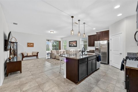 House in Apollo Beach, Florida 4 bedrooms, 205.22 sq.m. № 1903607 - photo 15