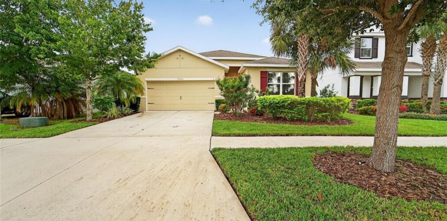 House in Apollo Beach, Florida 4 bedrooms, 205.22 sq.m. № 1903607