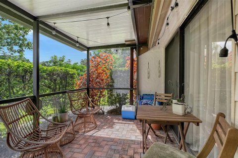 Copropriété à vendre à Sarasota, Floride: 3 chambres, 122.72 m2 № 2389197 - photo 21
