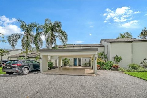 Copropriété à vendre à Sarasota, Floride: 3 chambres, 122.72 m2 № 2389197 - photo 2