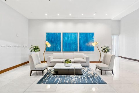 Condo in Fort Lauderdale, Florida  № 2265168 - photo 21