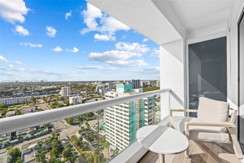 Condo in Fort Lauderdale, Florida  № 2265168 - photo 11
