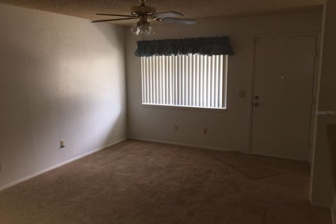 Condominio en alquiler en Orlando, Florida, 2 dormitorios, 98.57 m2 № 2236709 - foto 12