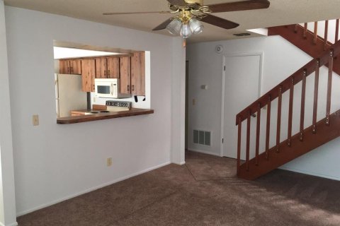 Condominio en alquiler en Orlando, Florida, 2 dormitorios, 98.57 m2 № 2236709 - foto 11