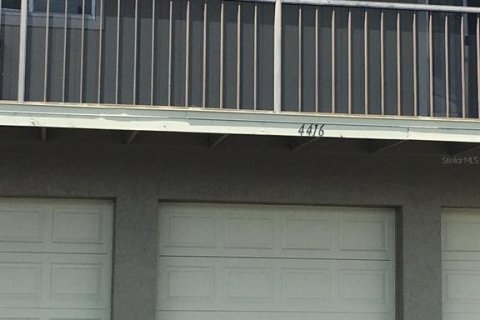 Condominio en alquiler en Orlando, Florida, 2 dormitorios, 98.57 m2 № 2236709 - foto 2