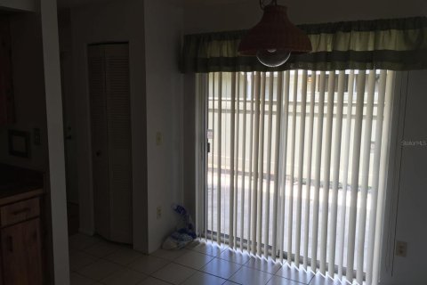 Condominio en alquiler en Orlando, Florida, 2 dormitorios, 98.57 m2 № 2236709 - foto 20