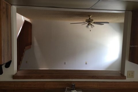 Condominio en alquiler en Orlando, Florida, 2 dormitorios, 98.57 m2 № 2236709 - foto 19