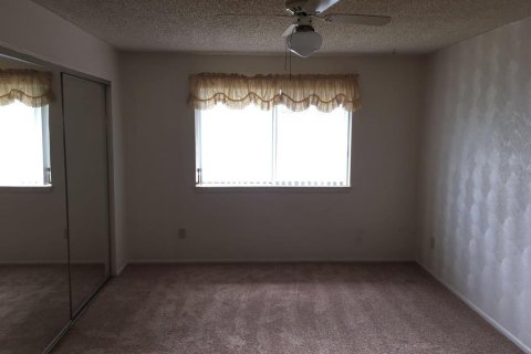 Condominio en alquiler en Orlando, Florida, 2 dormitorios, 98.57 m2 № 2236709 - foto 14