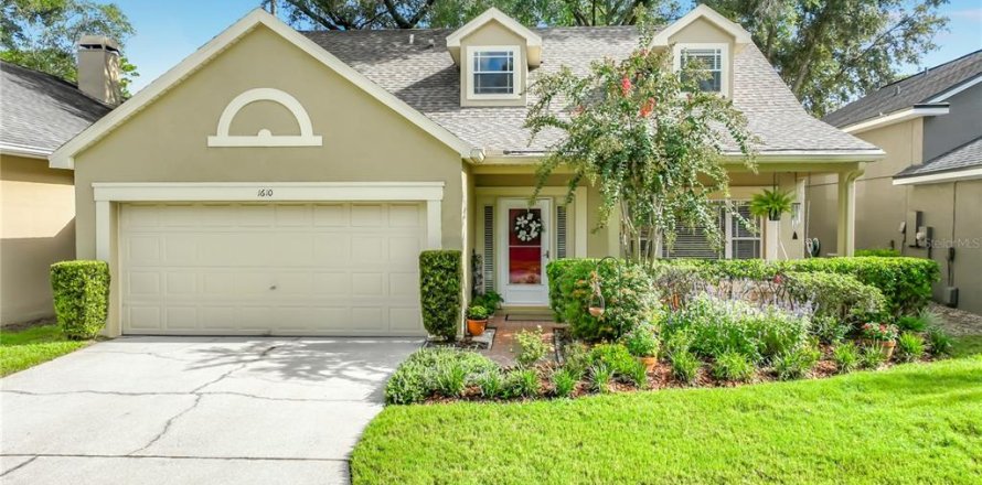 Villa ou maison à Winter Springs, Floride 4 chambres, 185.06 m2 № 2354915