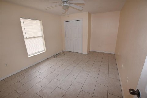 Casa en alquiler en Kissimmee, Florida, 4 dormitorios, 152.36 m2 № 1808548 - foto 12