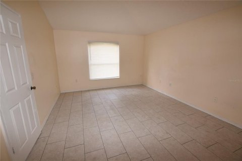 Casa en alquiler en Kissimmee, Florida, 4 dormitorios, 152.36 m2 № 1808548 - foto 5