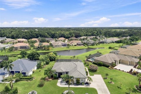 Villa ou maison à Parrish, Floride 3 chambres, 178 m2 № 2356349