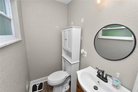 House in Bartow, Florida 3 bedrooms, 102.19 sq.m. № 2120198 - photo 25
