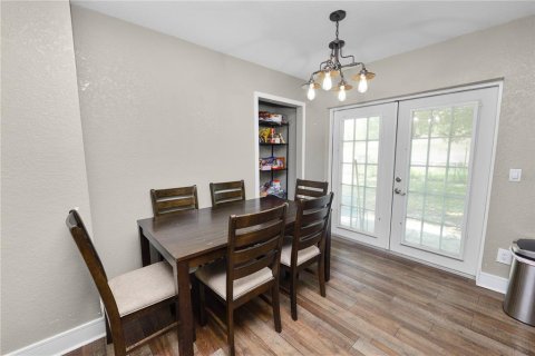 House in Bartow, Florida 3 bedrooms, 102.19 sq.m. № 2120198 - photo 7