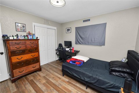 House in Bartow, Florida 3 bedrooms, 102.19 sq.m. № 2120198 - photo 18