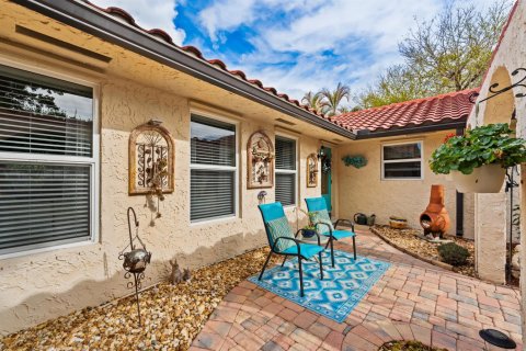 Villa ou maison à vendre à Stuart, Floride: 3 chambres, 164.44 m2 № 2249302 - photo 2