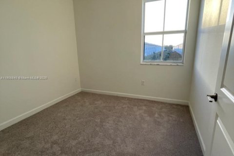 Casa en venta en Miami, Florida, 3 dormitorios, 149.76 m2 № 1967427 - foto 6