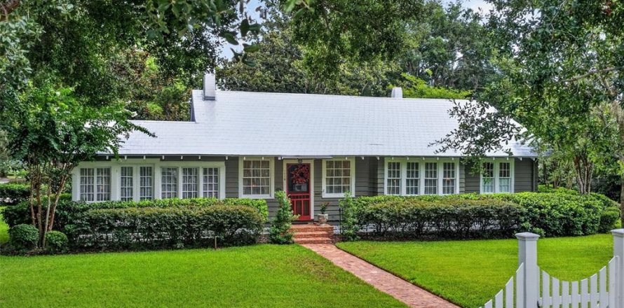 Villa ou maison à Mount Dora, Floride 4 chambres, 238.2 m2 № 2287341