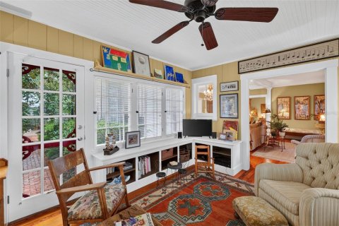 Villa ou maison à vendre à Mount Dora, Floride: 4 chambres, 238.2 m2 № 2287341 - photo 10
