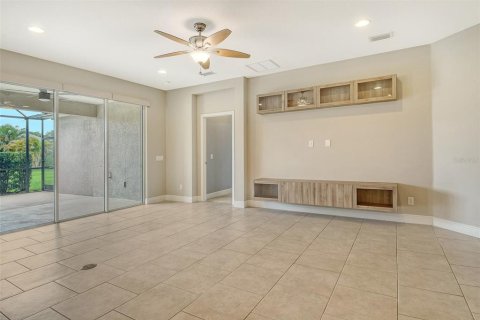 Casa en venta en Bradenton, Florida, 4 dormitorios, 206.89 m2 № 1773036 - foto 8