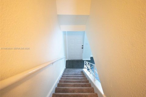 Снять в аренду таунхаус в Плантация, Флорида 2 спальни, 87.14м2, № 2047215 - фото 12